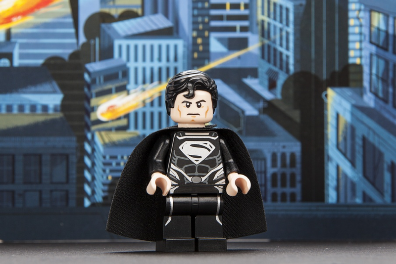 Illustration for article titled Here are your exclusive SDCC Lego figures
